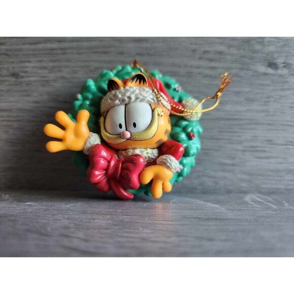 Vtg 1996 Garfield in Christmas Wreath w/Santa Hat Trim-A-Tree Ornament Paws - Picture 1 of 10